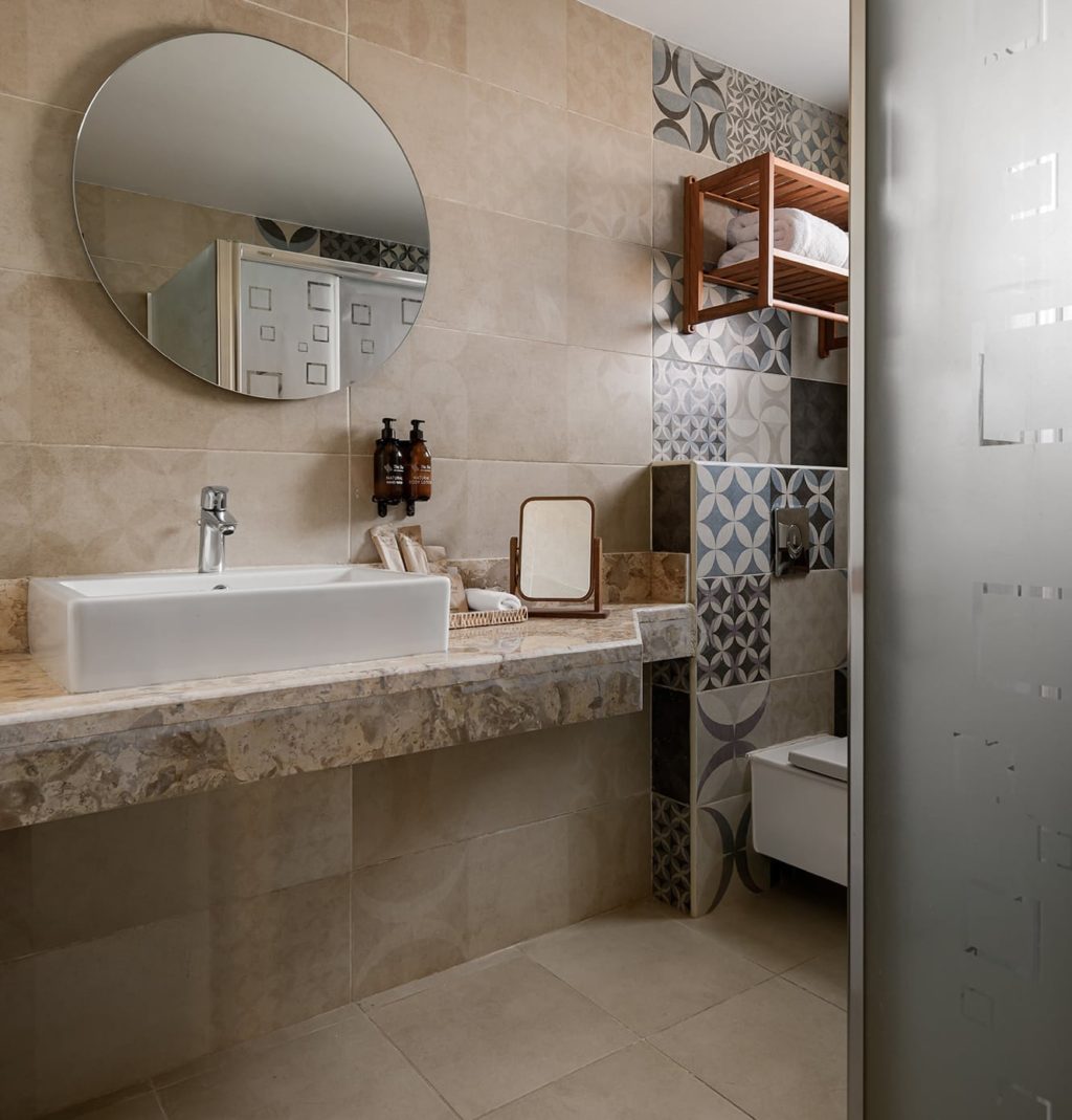 Duo Retreat Room